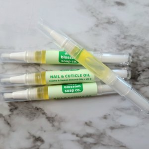 Nail and Cuticle Oil Pen