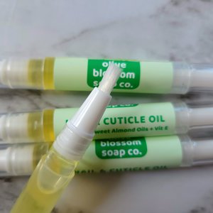 Nail and Cuticle Oil Pen