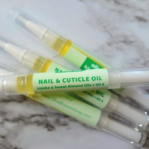 Nail and Cuticle Oil Pen