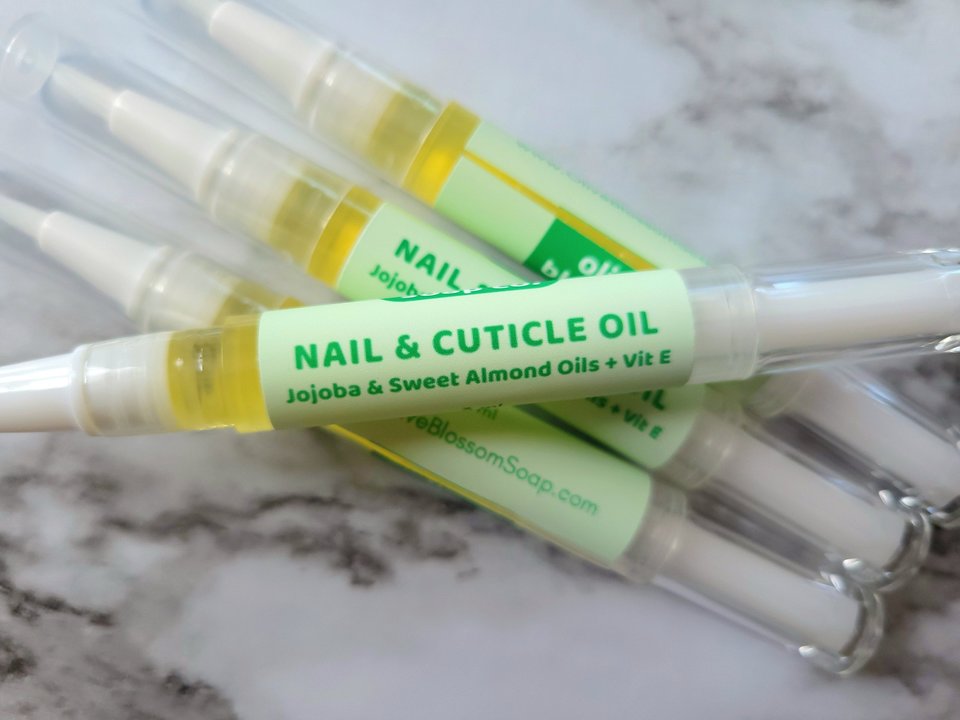 Nail and Cuticle Oil Pen